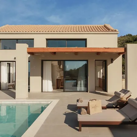 Sundara Estate, Exclusive Seaview With Grand Pool & Direct Access Villa *