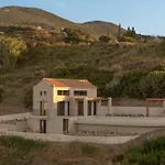Villa Sundara Estate, Exclusive Seaview With Grand Pool & Direct Access