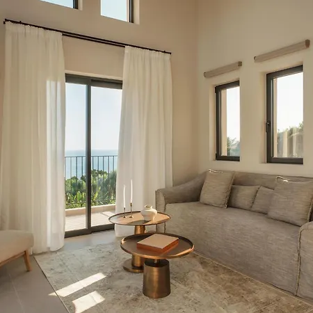 Sundara Estate, Exclusive Seaview With Grand Pool & Direct Access Вилла *