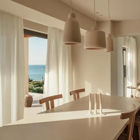 Sundara Estate, Exclusive Seaview With Grand Pool & Direct Access Ratzaklíon