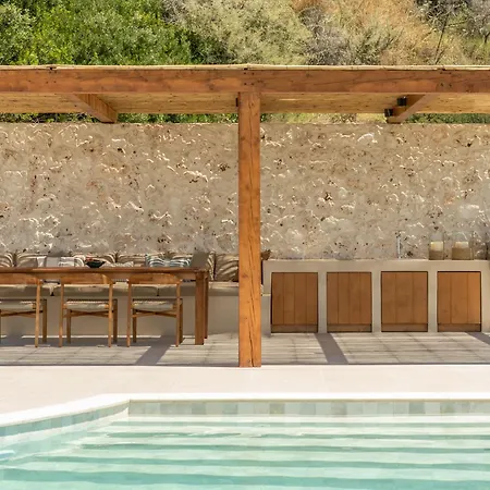 Sundara Estate, Exclusive Seaview With Grand Pool & Direct Access * Ratzaklion